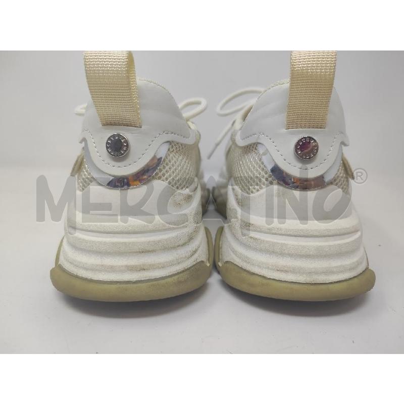 SCARPE DONNA STEVE MADDEN BIANCHE N.37 | Mercatino dell'Usato Vinci - fraz. sovigliana 3