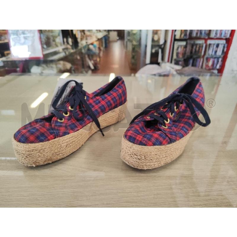 SCARPE DONNA SUPERGA TESSUTO QUADRETTI ROSSI BLU N.38 | Mercatino dell'Usato Vinci - fraz. sovigliana 1