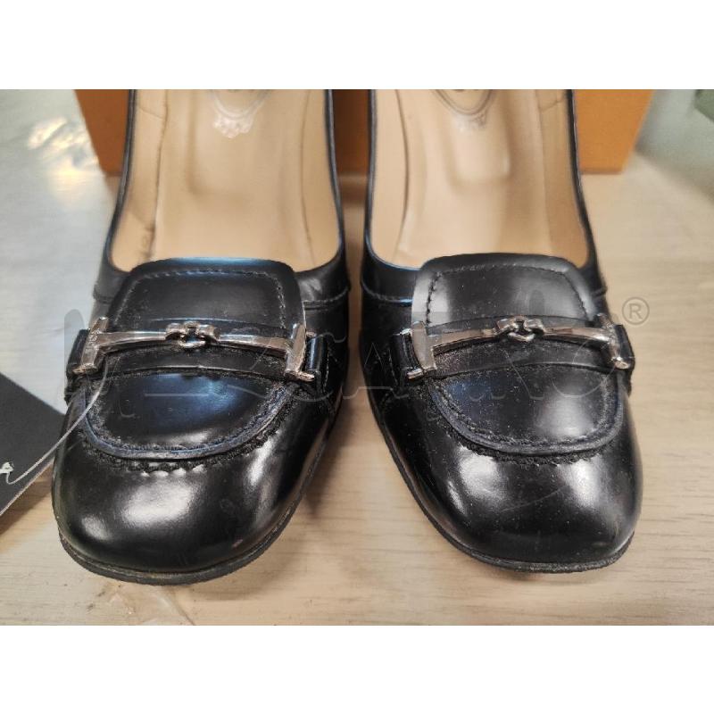 SCARPE DONNA TOD'S NERE MORSETTO N.36.5 | Mercatino dell'Usato Vinci - fraz. sovigliana 2
