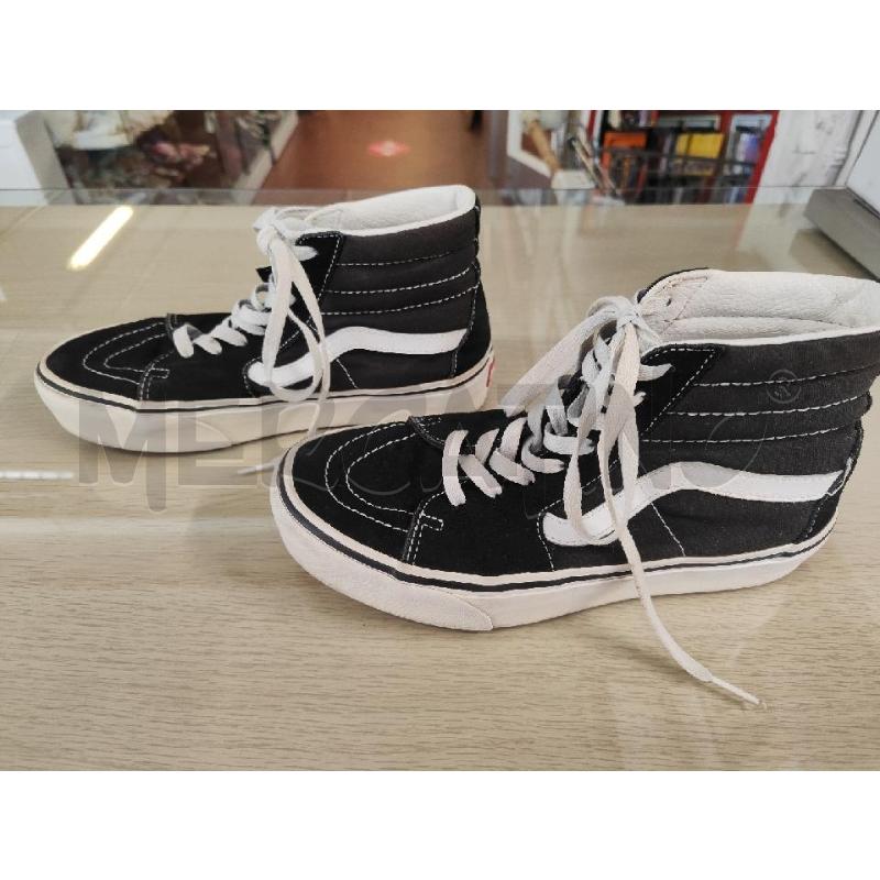 SCARPE DONNA VANS NERE ALTE N.38.5 | Mercatino dell'Usato Vinci - fraz. sovigliana 2