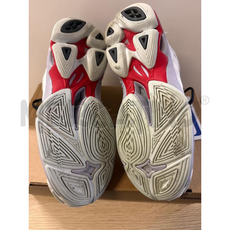 SCARPE DONNA # MIZUNO BIANCHE N.38.5 | Mercatino dell'Usato Vinci - fraz. sovigliana 3