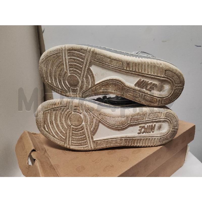 SCARPE DONNA # NIKE ALTE FREEZE QUEENS ARGENTO N.40.5 | Mercatino dell'Usato Vinci - fraz. sovigliana 4