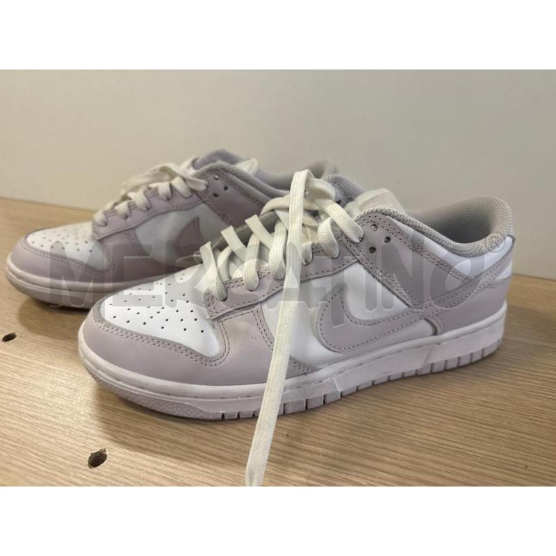 SCARPE DONNA # NIKE BIANCHE LILLA N.39 | Mercatino dell'Usato Vinci - fraz. sovigliana 1