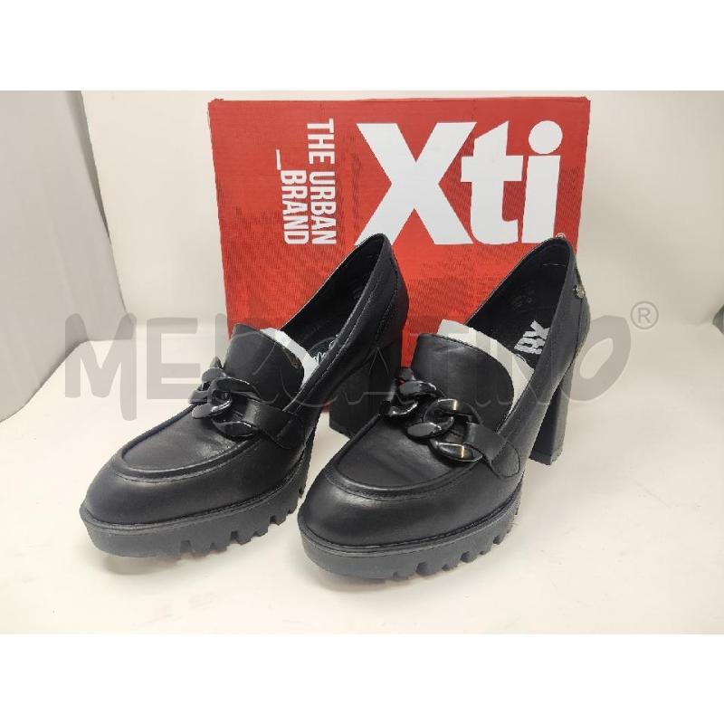 SCARPE DONNA # XTI NERE N.40 MORSETTO CATENA | Mercatino dell'Usato Vinci - fraz. sovigliana 1