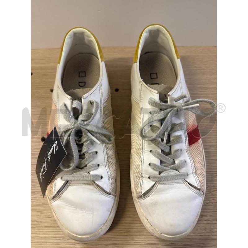 SCARPE UOMO DATE BIANCHE ROSSE GIALLE N.42 | Mercatino dell'Usato Vinci - fraz. sovigliana 1