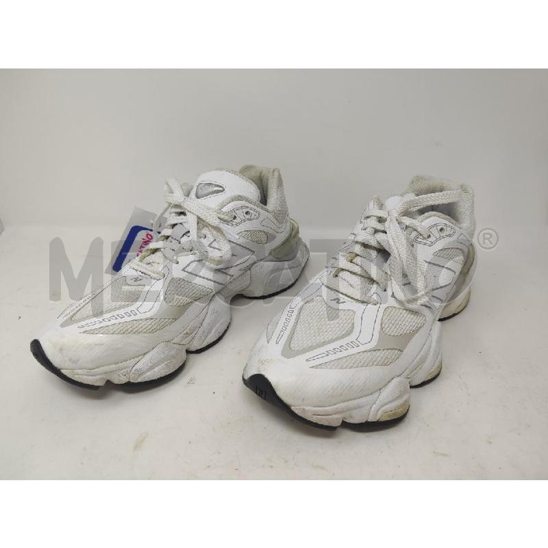 SCARPE UOMO NEW BALANCE BIANCHE N.40 | Mercatino dell'Usato Vinci - fraz. sovigliana 1