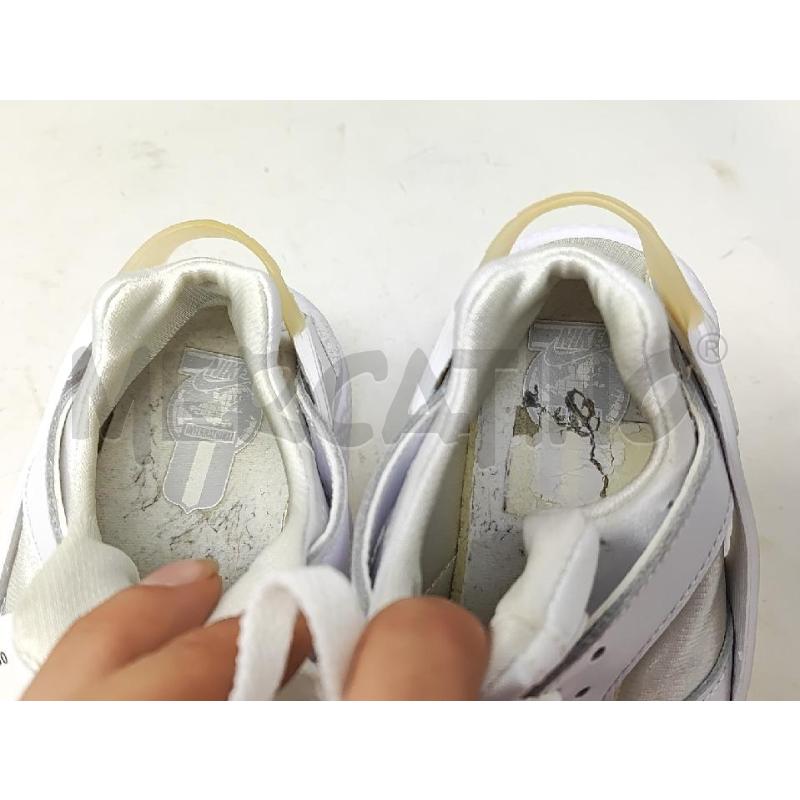 SCARPE UOMO NIKE BIANCHE N.41 AIR HUARACHE  | Mercatino dell'Usato Vinci - fraz. sovigliana 5