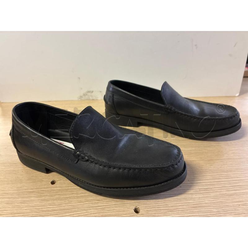 SCARPE UOMO # GEOX PELLE NERE N.41 | Mercatino dell'Usato Vinci - fraz. sovigliana 1
