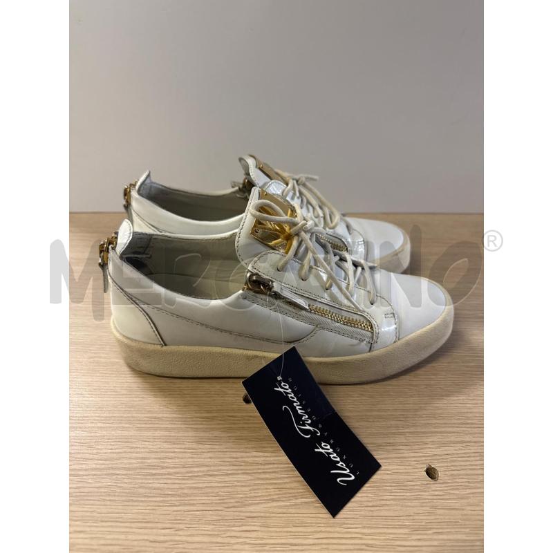 SCARPE  GIUSEPPE ZANOTTI BIANCHE N.40/41 DOPPIA ZIP | Mercatino dell'Usato Vinci - fraz. sovigliana 2