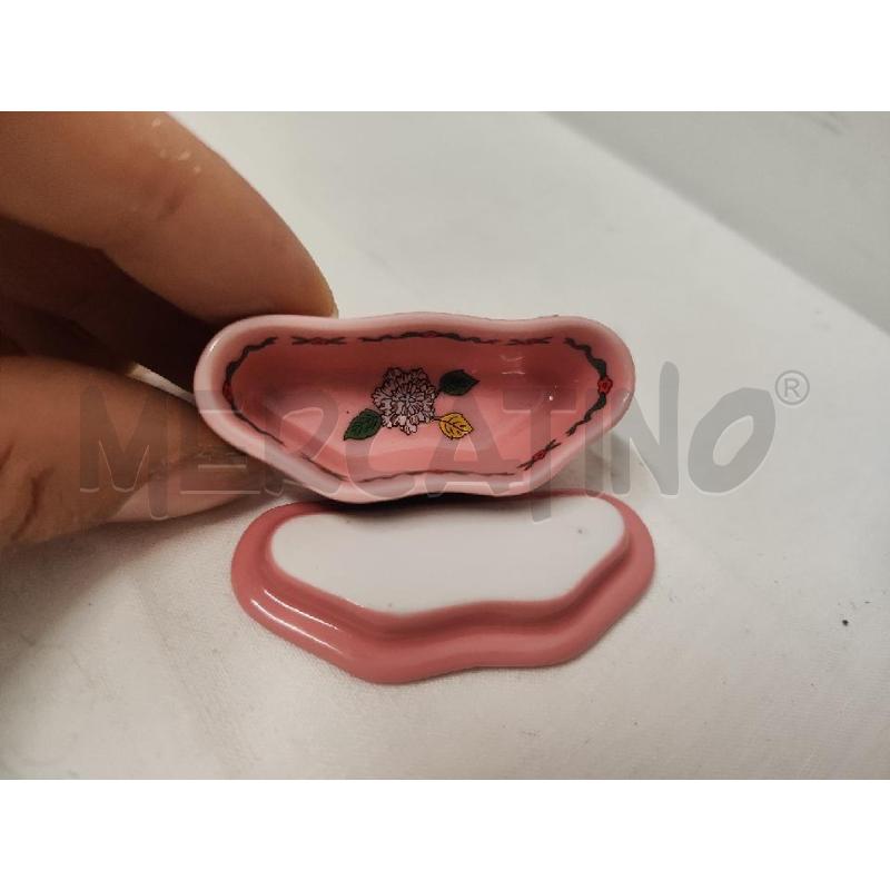 SCATOLINA CERAMICA OVALE DEL PRADO ROSA FIORI 6CM | Mercatino dell'Usato Vinci - fraz. sovigliana 3