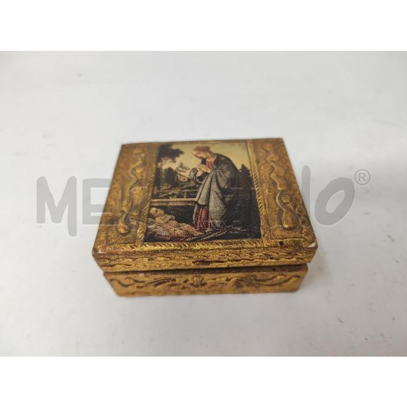 SCATOLINA LEGNO DORATA STAMPA MADONNA CON BIMBO | Mercatino dell'Usato Vinci - fraz. sovigliana 1