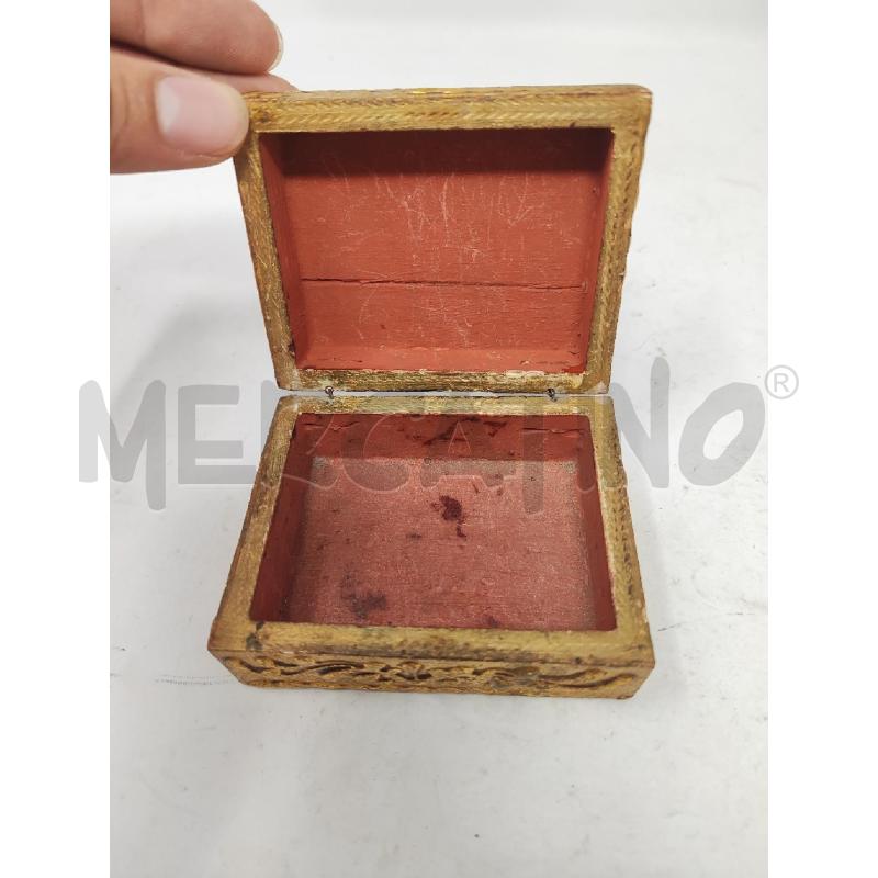 SCATOLINA LEGNO DORATA STAMPA MADONNA CON BIMBO | Mercatino dell'Usato Vinci - fraz. sovigliana 2