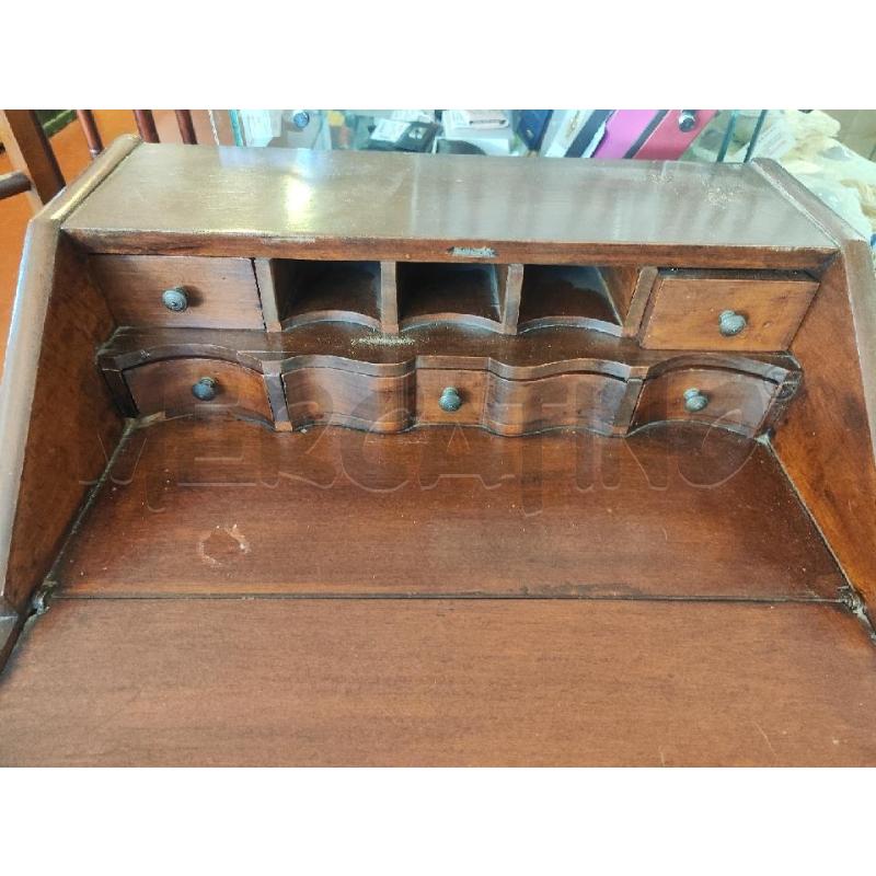 SCRITTOIO PICCOLO LEGNO CON CASSETTO | Mercatino dell'Usato Vinci - fraz. sovigliana 2