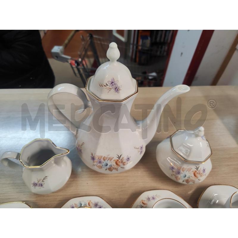 SERVIZIO DA CAFFE' DA 10 PS + BRICCO + LATTIERA + ZUCCHERIERA FIORI  | Mercatino dell'Usato Vinci - fraz. sovigliana 3