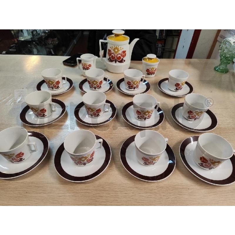 SERVIZIO DA CAFFE' DA 12 PS + PIATTINI + BRICCO + LATTIERA + ZUCCHERIERA BAVARIA FIORI GIALLI RUGGIN | Mercatino dell'Usato Vinci - fraz. sovigliana 1