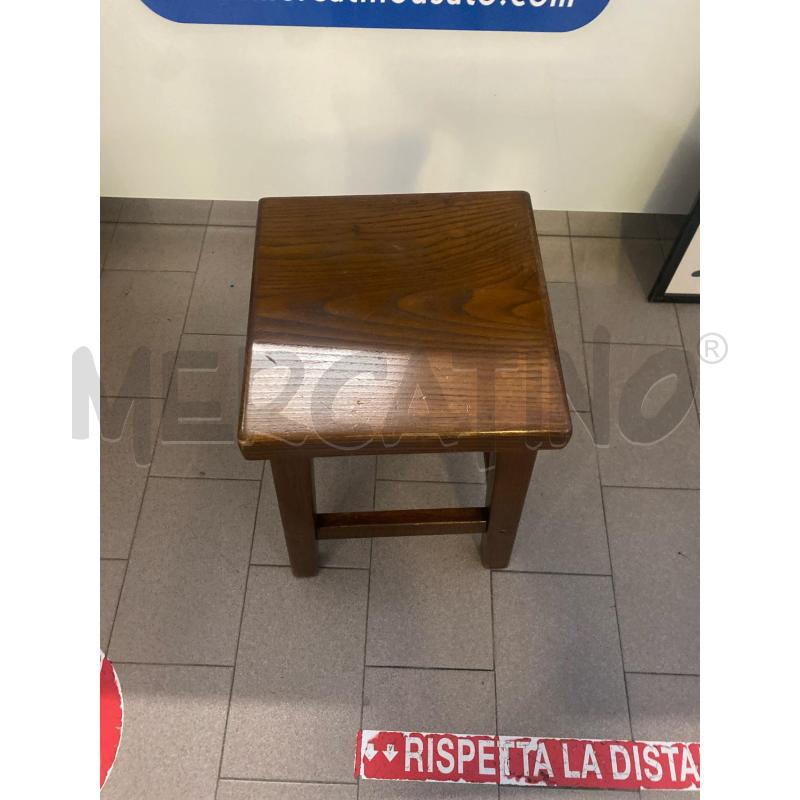 SGABELLO LEGNO QUADRATO | Mercatino dell'Usato Vinci - fraz. sovigliana 2