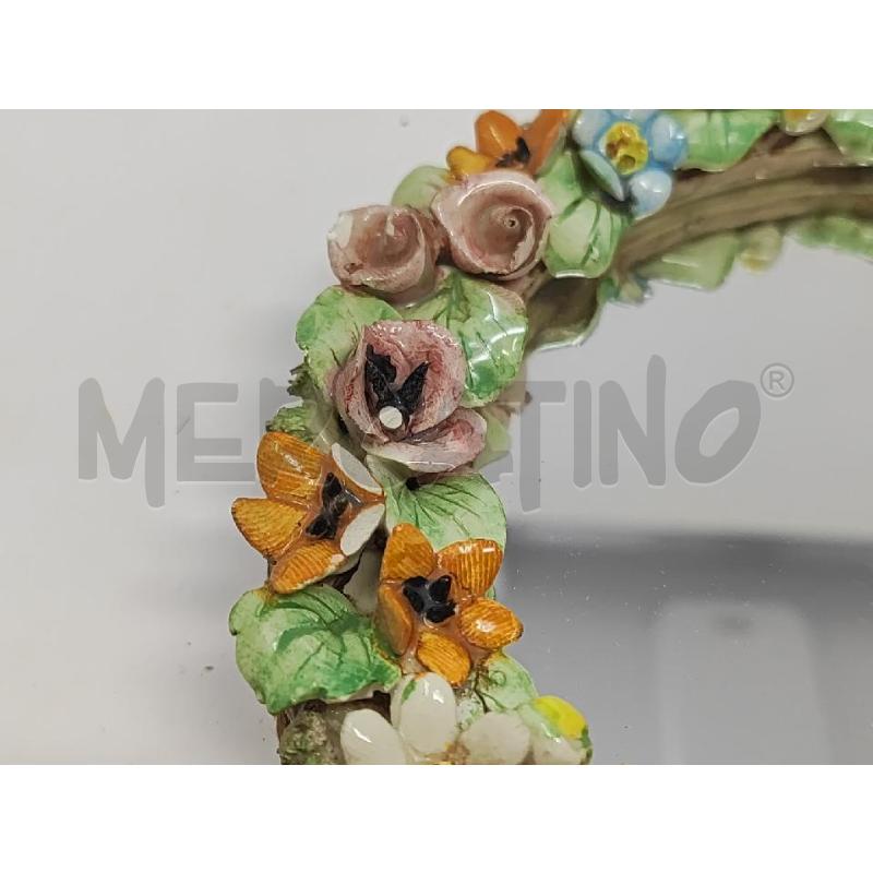 SPECCHIETTO DA TAVOLO TONDO BORDO FIORELLINI CERAMICA | Mercatino dell'Usato Vinci - fraz. sovigliana 3