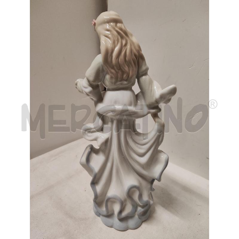 STATUA DONNA H.30 CM FIORELLINI ROSA | Mercatino dell'Usato Vinci - fraz. sovigliana 3
