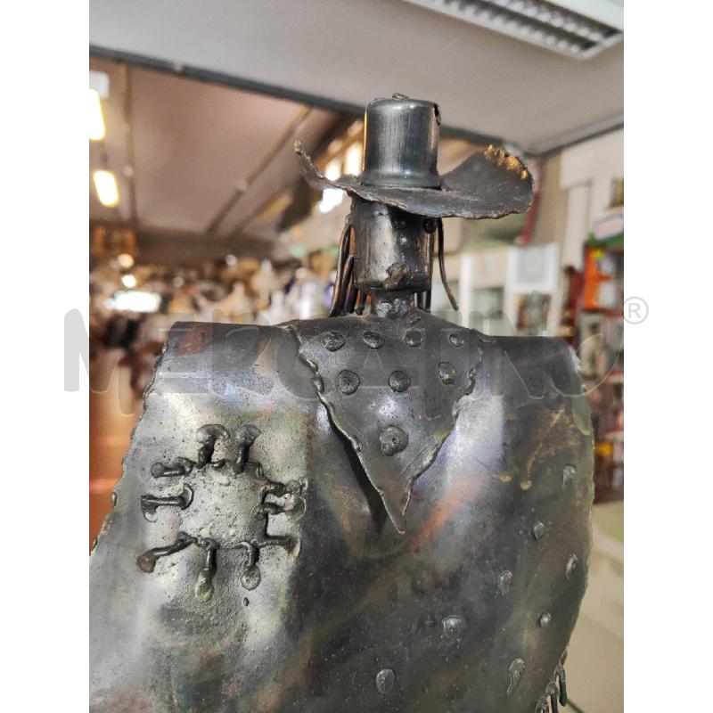 STATUA UOMO METALLO | Mercatino dell'Usato Vinci - fraz. sovigliana 4