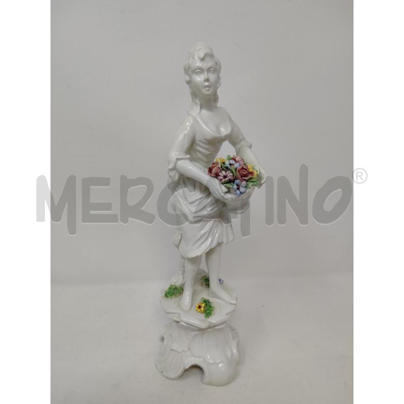 STATUETTA CERAMICA BASSANO CON CESTINO FIORI | Mercatino dell'Usato Vinci - fraz. sovigliana 1