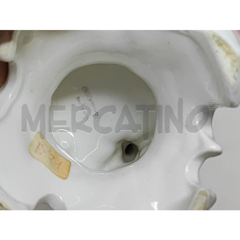 STATUETTA CERAMICA BASSANO CON CESTINO FIORI | Mercatino dell'Usato Vinci - fraz. sovigliana 3