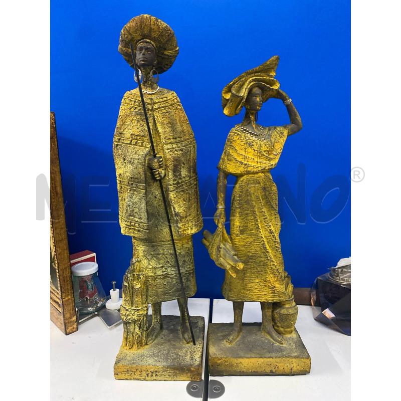 STATUETTE 2 PZ ETNICHE GIALLE VERDI | Mercatino dell'Usato Vinci - fraz. sovigliana 1