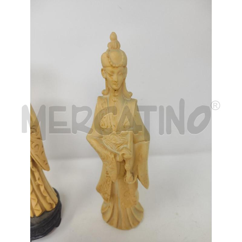 STATUETTE 2 PZ ORIENTALI IN RESINA | Mercatino dell'Usato Vinci - fraz. sovigliana 3