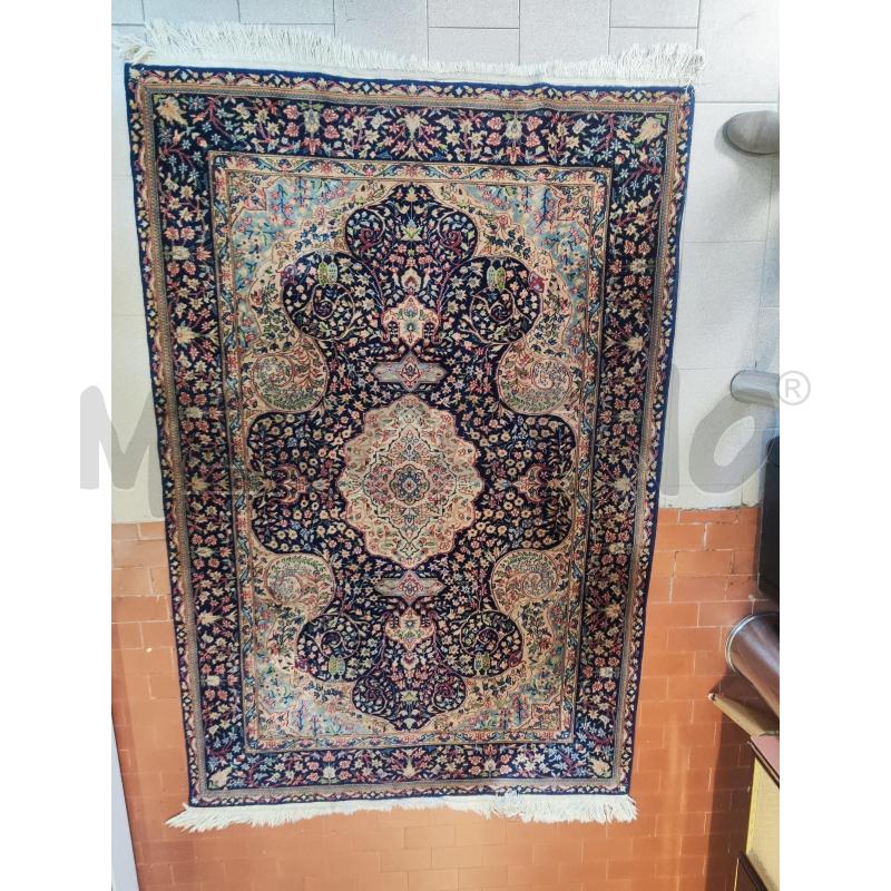 TAPPETO 183X121 BLU BEIGE FIORI | Mercatino dell'Usato Vinci - fraz. sovigliana 1