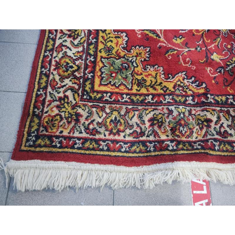 TAPPETO 210X150 ROSSO BEIGE CENTRO FIORE. | Mercatino dell'Usato Vinci - fraz. sovigliana 2