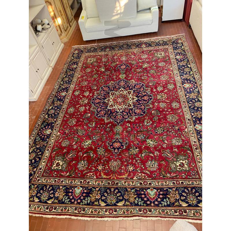 TAPPETO GRANDE 380X285 ROSSO FIORI BORDO BLU | Mercatino dell'Usato Vinci - fraz. sovigliana 2
