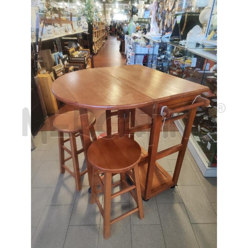 TAVOLINO CARRELLO LEGNO RIBALTA CON 2 SGABELLI L.72 CM | Mercatino dell'Usato Vinci - fraz. sovigliana 1