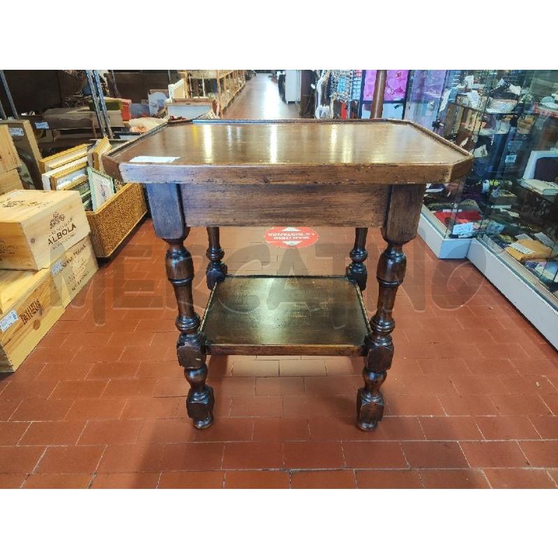 TAVOLINO LEGNO RETTANGOLARE 1 CASSETTO 4 GAMBE | Mercatino dell'Usato Vinci - fraz. sovigliana 1