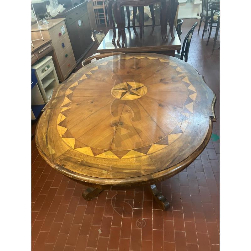 TAVOLO OVALE SMERLATO PIANO A INTARSIO 152X115 CM | Mercatino dell'Usato Vinci - fraz. sovigliana 1
