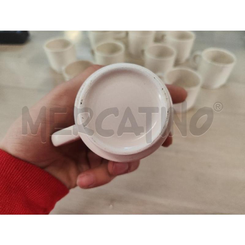 TAZZINE 10 PZ + BRICCO + LATTIERA CREMA PUNTINI MARRONI | Mercatino dell'Usato Vinci - fraz. sovigliana 3
