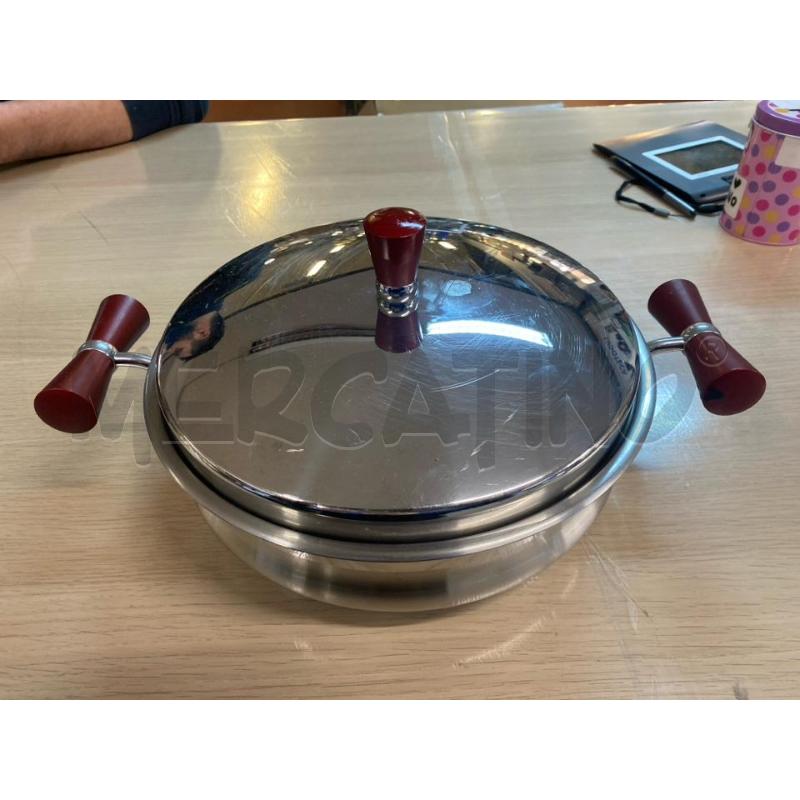 TEGLIA PRANDELLI 24CM + COPERCHIO MANICI ROSSI | Mercatino dell'Usato Vinci - fraz. sovigliana 1