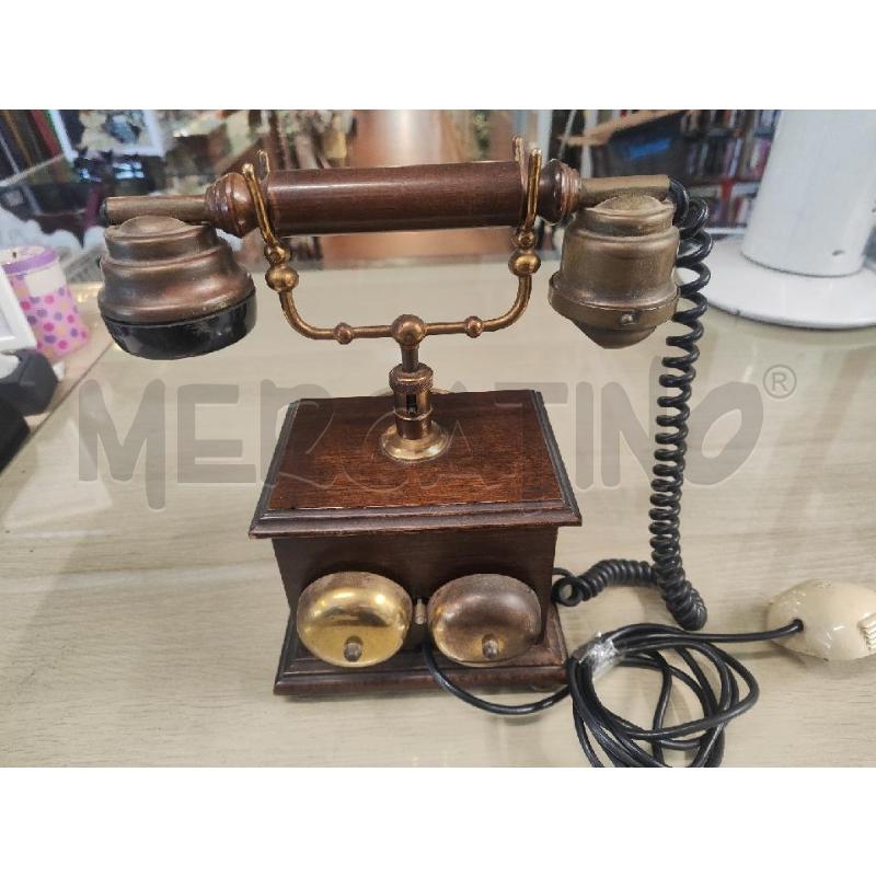 TELEFONO LEGNO A ROTELLA  | Mercatino dell'Usato Vinci - fraz. sovigliana 2