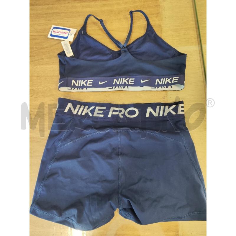 TOP + PANTALONCINO # NIKE BLU TG.M | Mercatino dell'Usato Vinci - fraz. sovigliana 2