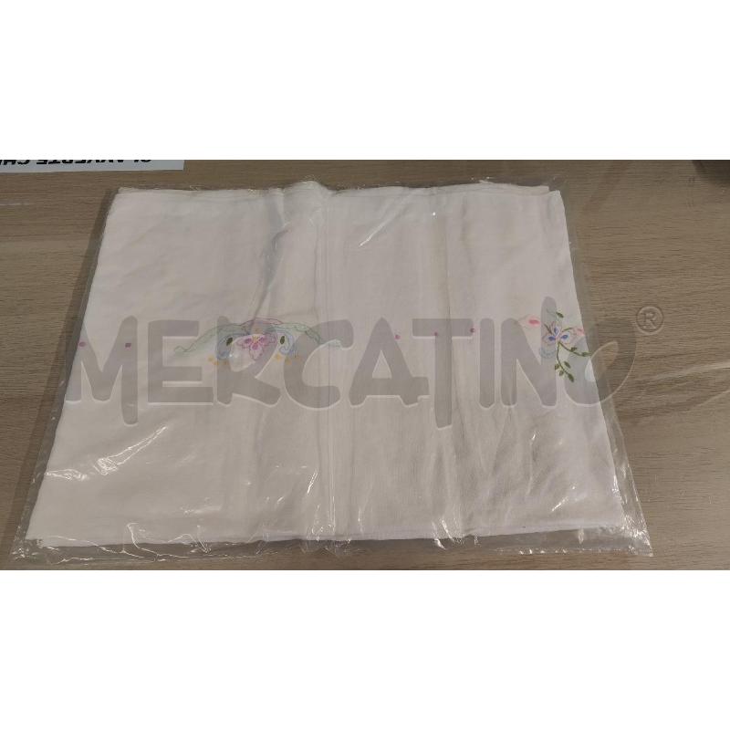 TOVAGLIA RETT. BIANCA RICAMO FIORI ROSA NUOVA | Mercatino dell'Usato Vinci - fraz. sovigliana 2