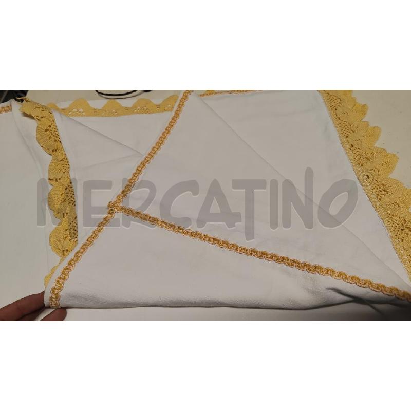 TOVAGLIA RETT. BIANCA TRINA GIALLA RC RICAMATA  | Mercatino dell'Usato Vinci - fraz. sovigliana 3