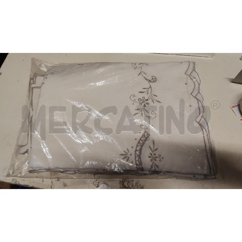 TOVAGLIA RETT PANNA + 11 TOVAGLIOLI RICAMO BEIGE  | Mercatino dell'Usato Vinci - fraz. sovigliana 3