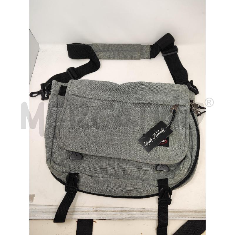 TRACOLLA DONNA EASTPAK TESSUTO GRIGIA | Mercatino dell'Usato Vinci - fraz. sovigliana 1