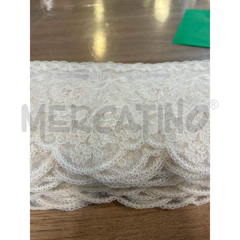 TRINA 13MT CREMA FIORI 14CM | Mercatino dell'Usato Vinci - fraz. sovigliana 4