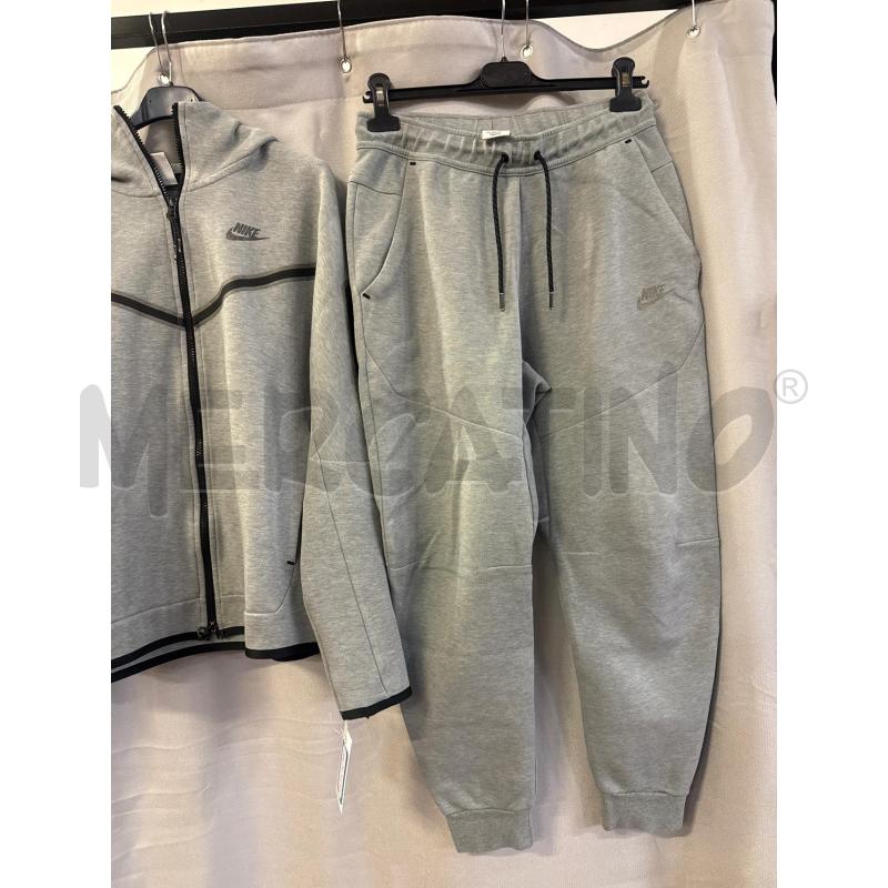 TUTA DONNA # NIKE COMPLETA GRIGIA CAPPUCCIO TG.S | Mercatino dell'Usato Vinci - fraz. sovigliana 2