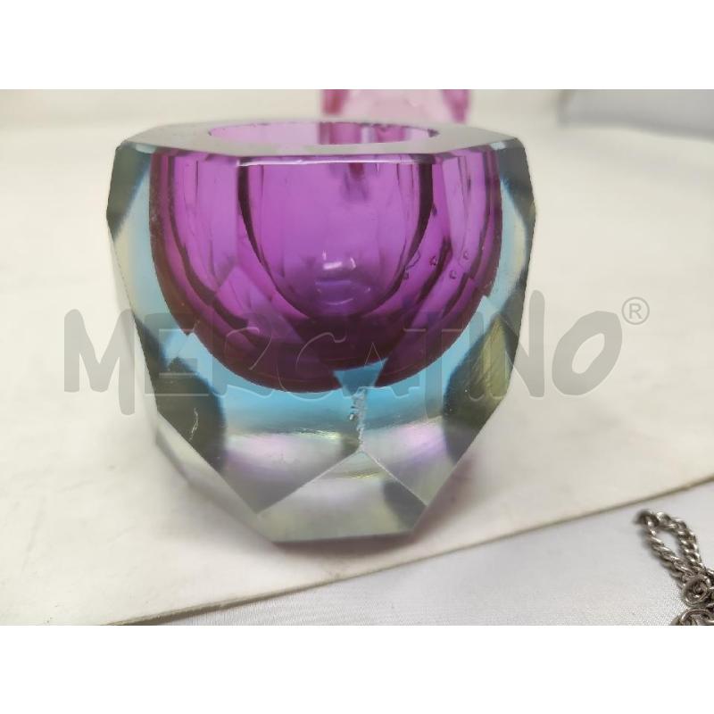 VASETTI PZ. 2 VETRO VIOLA ROSA SFACCETTATI | Mercatino dell'Usato Vinci - fraz. sovigliana 3