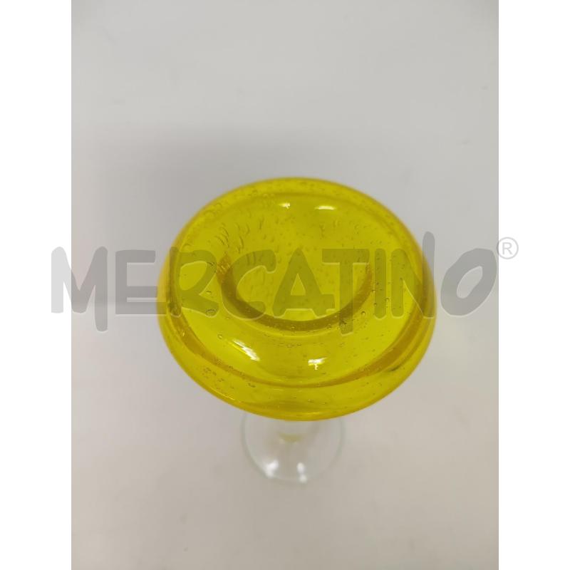 VASETTO VETRO GIALLO CON PIEDE BOCCA ROVESCIATA  | Mercatino dell'Usato Vinci - fraz. sovigliana 2