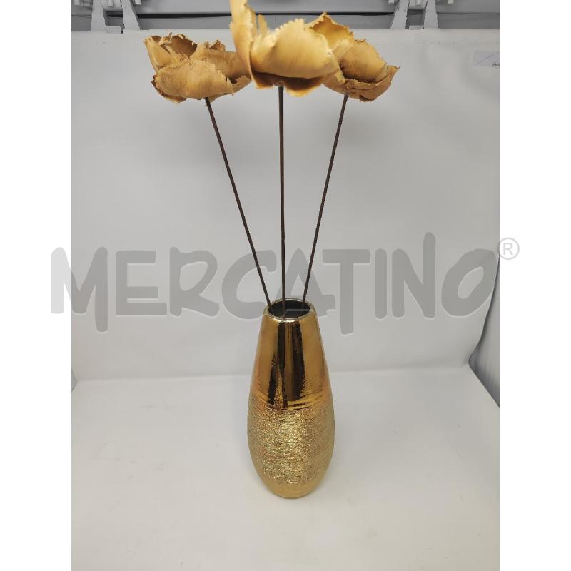 VASO CERAMICA DORATO MAISONS DU MONDE + 3 FIORI | Mercatino dell'Usato Vinci - fraz. sovigliana 1