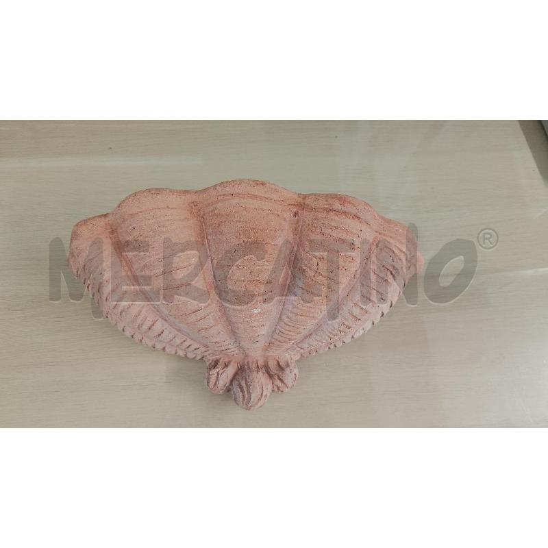 VASO IN TERRACOTTA CONCHIGLIA DA APPENDERE  | Mercatino dell'Usato Vinci - fraz. sovigliana 1
