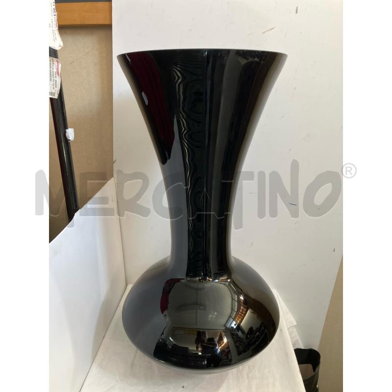 VASO VETRO NERO BASE PALLA H. 65 CM | Mercatino dell'Usato Vinci - fraz. sovigliana 1