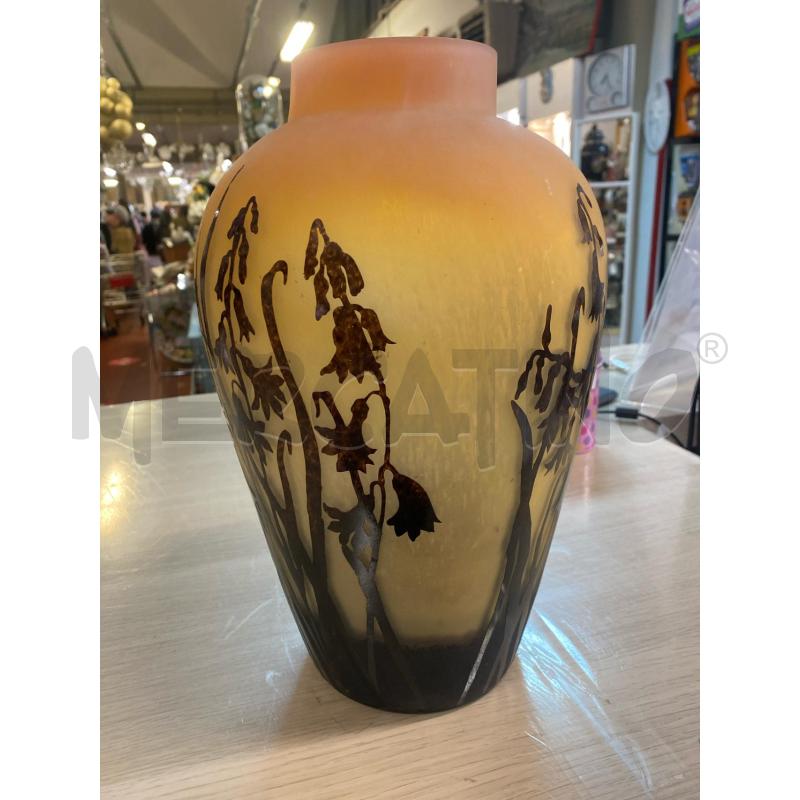 VASO VETRO ROSA FIORI MARRONI H.34 | Mercatino dell'Usato Vinci - fraz. sovigliana 2