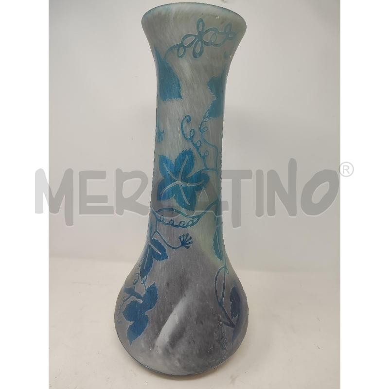 VASO VETRO SFUMATO AZZURRO FOGLIE H.40 | Mercatino dell'Usato Vinci - fraz. sovigliana 2